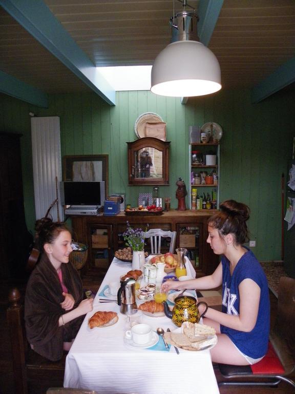 Les Couleurs De L'Eau Hotel Ploneour-Lanvern ภายนอก รูปภาพ